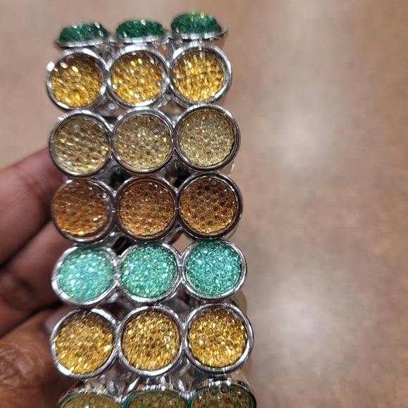 Peach,  green, & gold stretchy glitter bracelet - Picture 2 of 6